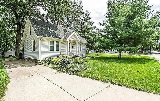 property at 390 30th St SE