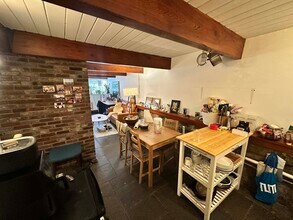 17 Joy St, Unit 1 in Boston, MA - Building Photo - Building Photo