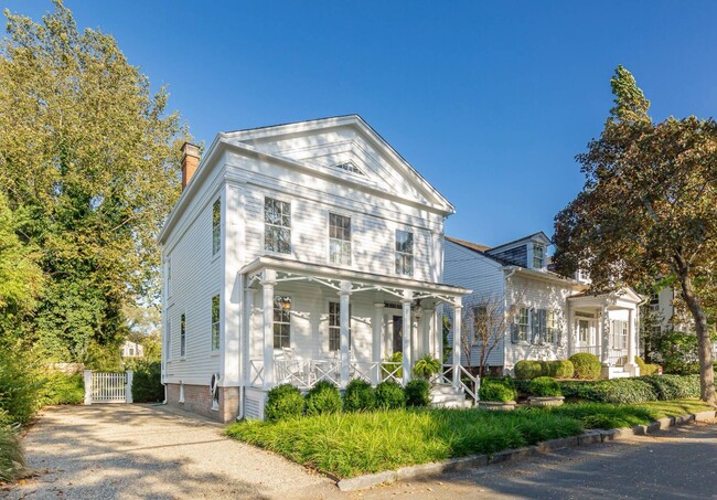 property at 5 Suffolk St