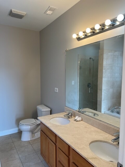 2327 S Sawyer Ave, Unit 3A in Chicago, IL - Foto de edificio - Building Photo