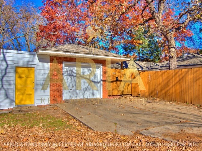 241 Emelyn St in Norman, OK - Building Photo - Building Photo