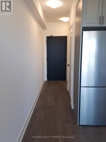 2343 Khalsa Gate in Oakville, ON - Building Photo