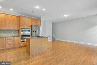 4238 Chariot Way in Upper Marlboro, MD - Building Photo - Building Photo