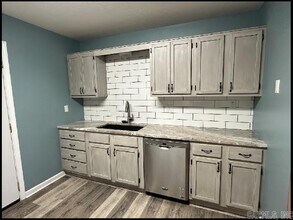 2704 Timbermist Cir in Benton, AR - Building Photo - Building Photo