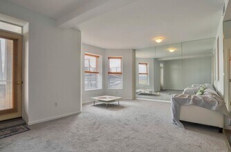 941 JFK Blvd E in Weehawken, NJ - Building Photo - Building Photo