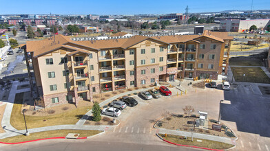 Sable Ridge Apartments in Denver, CO - Foto de edificio - Building Photo