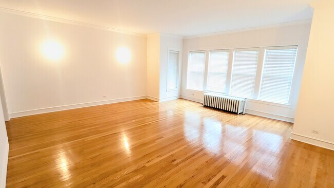 4011 N Avers Ave in Chicago, IL - Building Photo - Building Photo