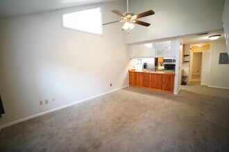 1530 Merry Oaks Ct in Tallahassee, FL - Building Photo - Building Photo