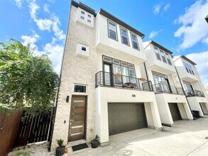 5813 Petty St in Houston, TX - Building Photo - Building Photo