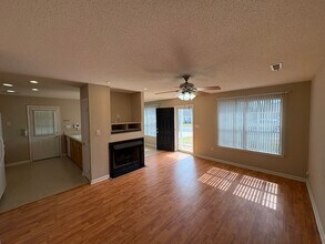 154 Cove Landing in Calera, AL - Building Photo - Building Photo