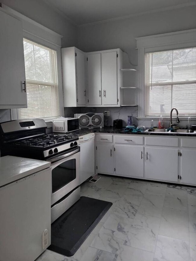 315 Park Ave, Unit 1