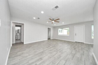 13506 Cologne Dr in Houston, TX - Building Photo - Building Photo