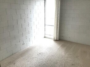 2714 Kahoaloha Ln in Honolulu, HI - Building Photo - Building Photo