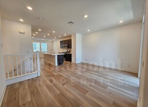 1240 Sunrise View in San Marcos, CA - Building Photo - Building Photo