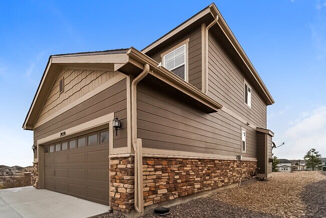 7450 S Old Hammer Way in Aurora, CO - Building Photo - Building Photo