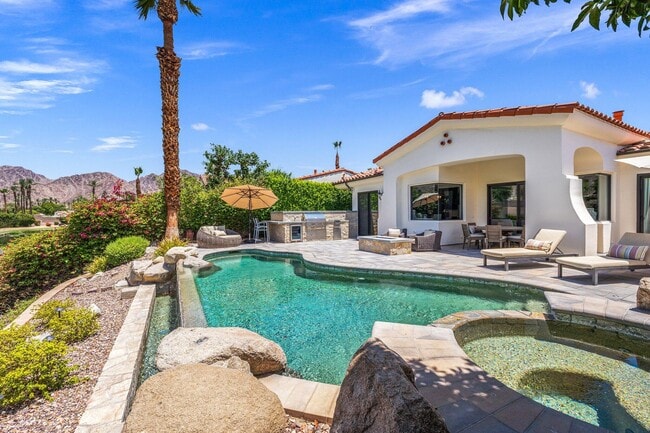property at 77745 Concha Ct