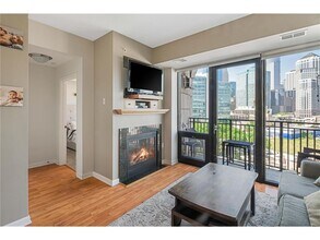 500 500 E Grant St in Minneapolis, MN - Building Photo - Building Photo