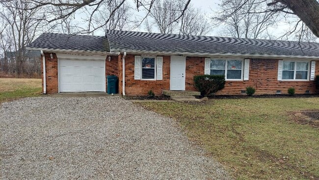 property at 1025 Richfield Ln