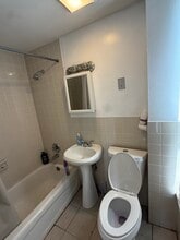 44 Lee Ave, Unit 2 in Bridgeport, CT - Building Photo - Building Photo