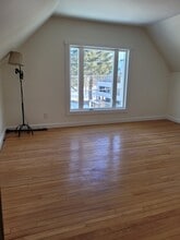 34 Park St, Unit #1 in South Paris, ME - Building Photo - Building Photo