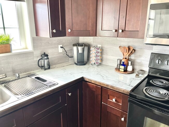 4728 W Amanda Dr in Wasilla, AK - Building Photo - Building Photo