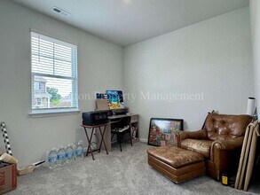 816 Delta Ct in Wilmington, NC - Building Photo - Building Photo