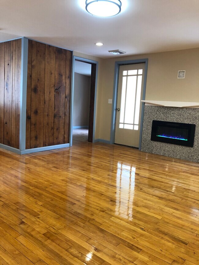 120 Market St Rentals in Moscow, PA