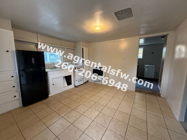 6631 Goings Rd-Unit -A in Fort Wayne, IN - Building Photo - Building Photo