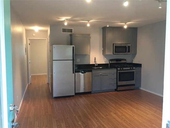 property at 5306 Woodrow Ave