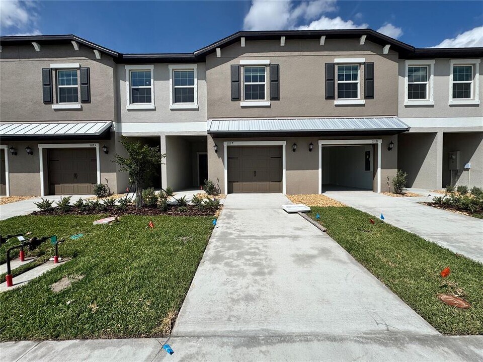 11127 65th Ter E in Palmetto, FL - Building Photo