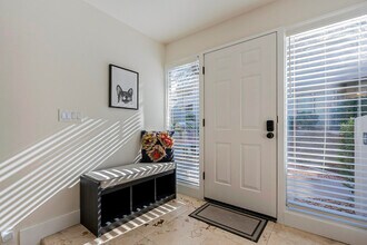 1820 E Morten Ave in Phoenix, AZ - Building Photo - Building Photo