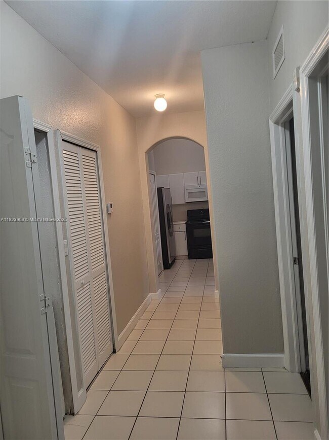 property at 1662 SE 27th Dr