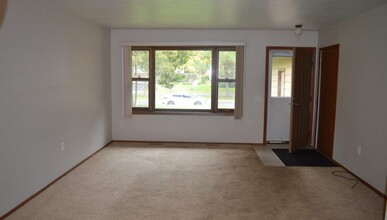 4505 Diamond Dr in Madison, WI - Building Photo - Building Photo