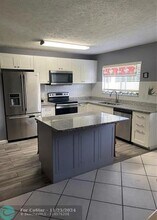 2029 SE Hideaway Cir in Port St. Lucie, FL - Building Photo - Building Photo