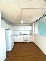 1514 Dillingham Blvd in Honolulu, HI - Building Photo