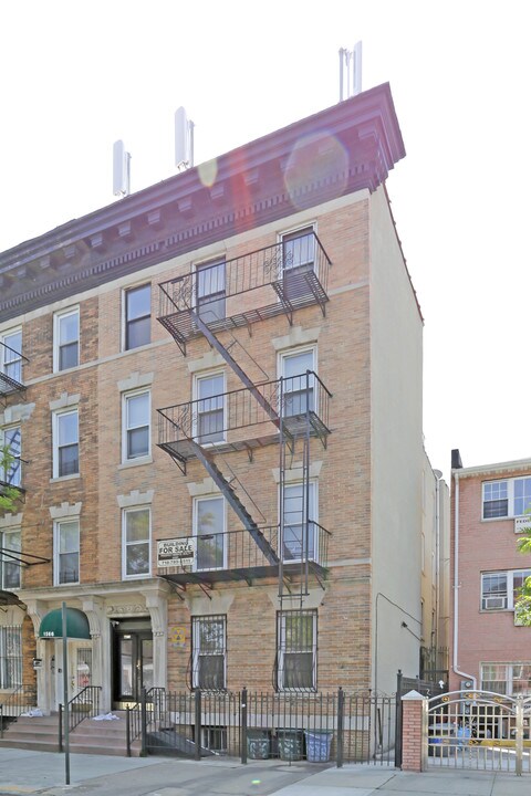 1564 Pacific St in Brooklyn, NY - Building Photo