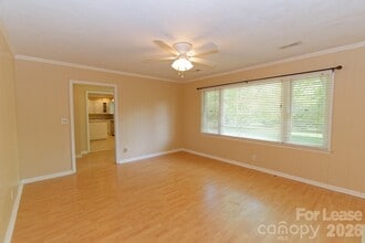 416 W Pine St in Lincolnton, NC - Building Photo - Building Photo