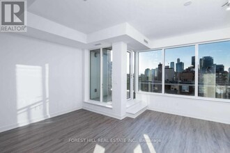 1-801 Cardiff Rd in Toronto, ON - Building Photo - Building Photo