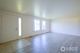 240 W 2050 N in Sunset, UT - Building Photo - Building Photo