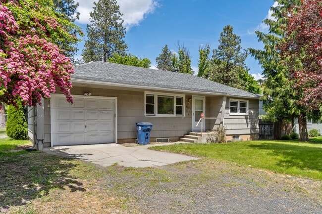 property at 4005 E 37th Ave
