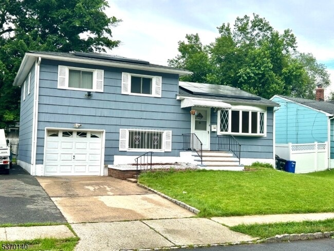property at 142 Eastern Pkwy