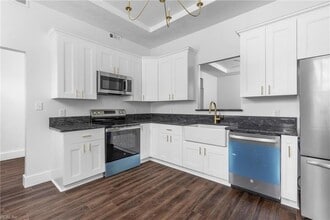 410 W 29th St in Norfolk, VA - Building Photo - Building Photo