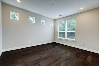 5315 Egbert St in Houston, TX - Building Photo - Building Photo