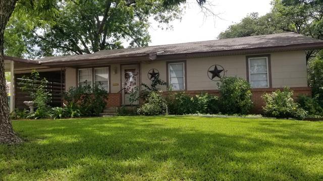property at 1100 N Houston St