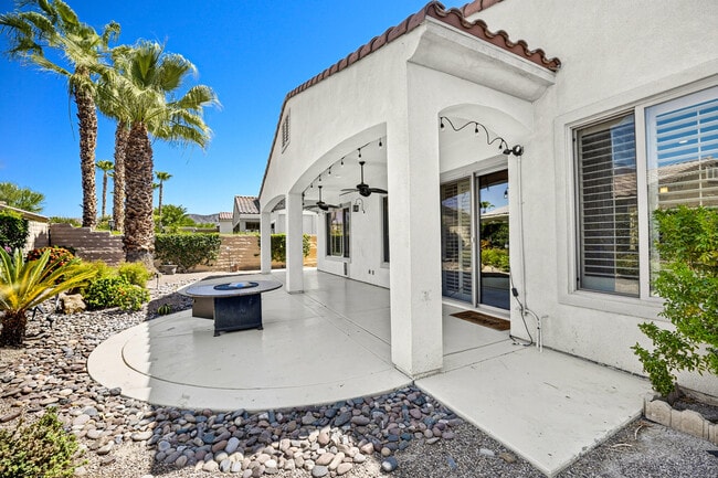 property at 40139 Calle Mandrina