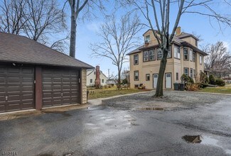 587 Wyckoff Ave-Unit -1 in Wyckoff, NJ - Building Photo - Building Photo