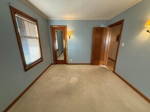 8 N Harrison St in Wenatchee, WA - Building Photo - Building Photo