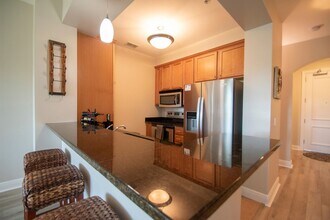 8000 Via Sardinia St in Estero, FL - Building Photo - Building Photo