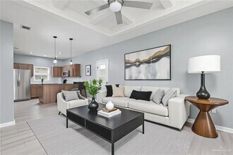 4 Tinsley Ave in Edinburg, TX - Building Photo - Building Photo