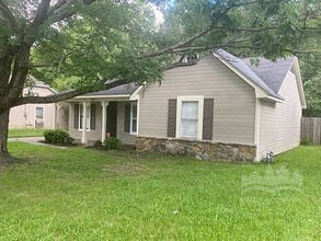 4608 Sunnyslope Dr in Memphis, TN - Building Photo - Building Photo